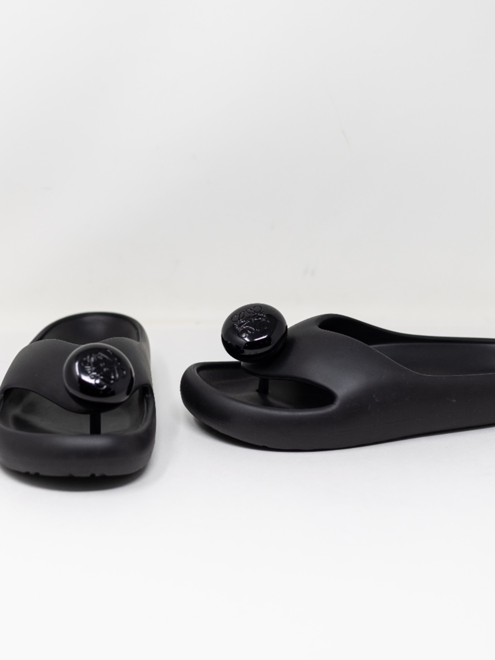 NEW Loewe + Paula's Ibiza Bubble Logo Detailed Rubber Flip Flop Sandals Slides